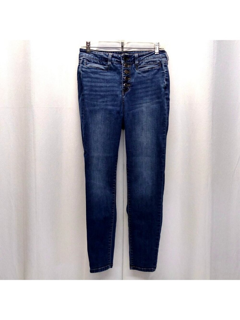 Fashion Nova Women's High-Waisted Skinny Jeans Size 3/4 Actual 28x25 Blue Denim